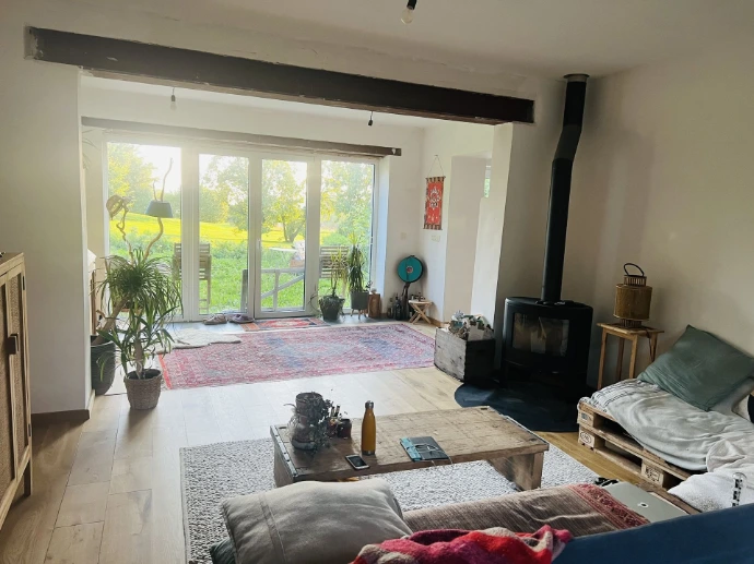 espace intérieur chaleureux pour retraites et soins